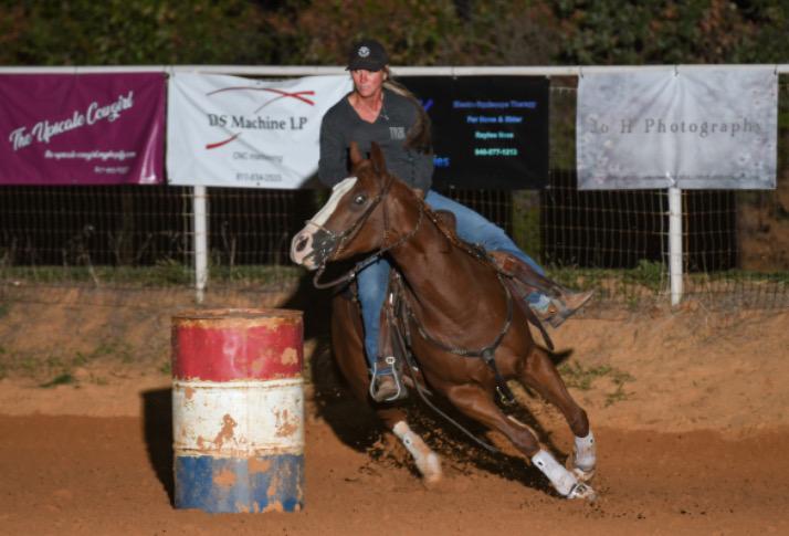 Horse in a Barrel Racing Competition